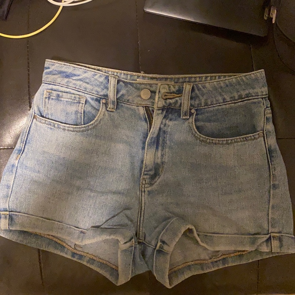 Light Wash Pacsun Mom Shorts Size 24